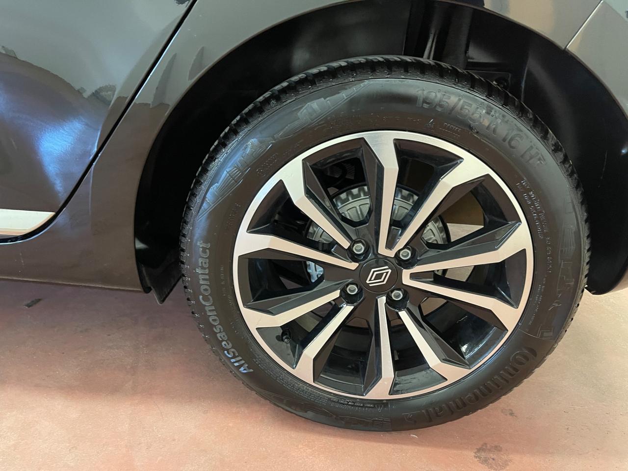 Renault Clio TCe 90 CV 5 porte Techno