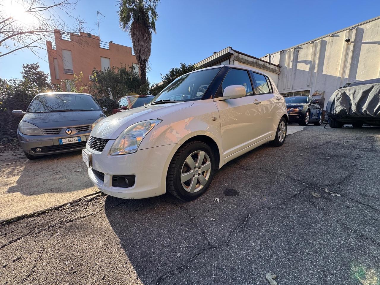 Suzuki Swift 1.3 GPL 3p. GL