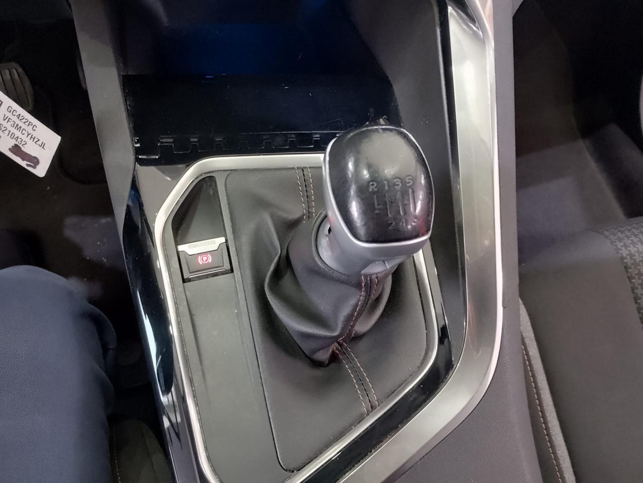 Peugeot 3008 BlueHDi 130 S&S Business