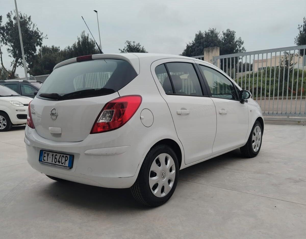 Opel Corsa 1.2 85CV 5 porte GPL
