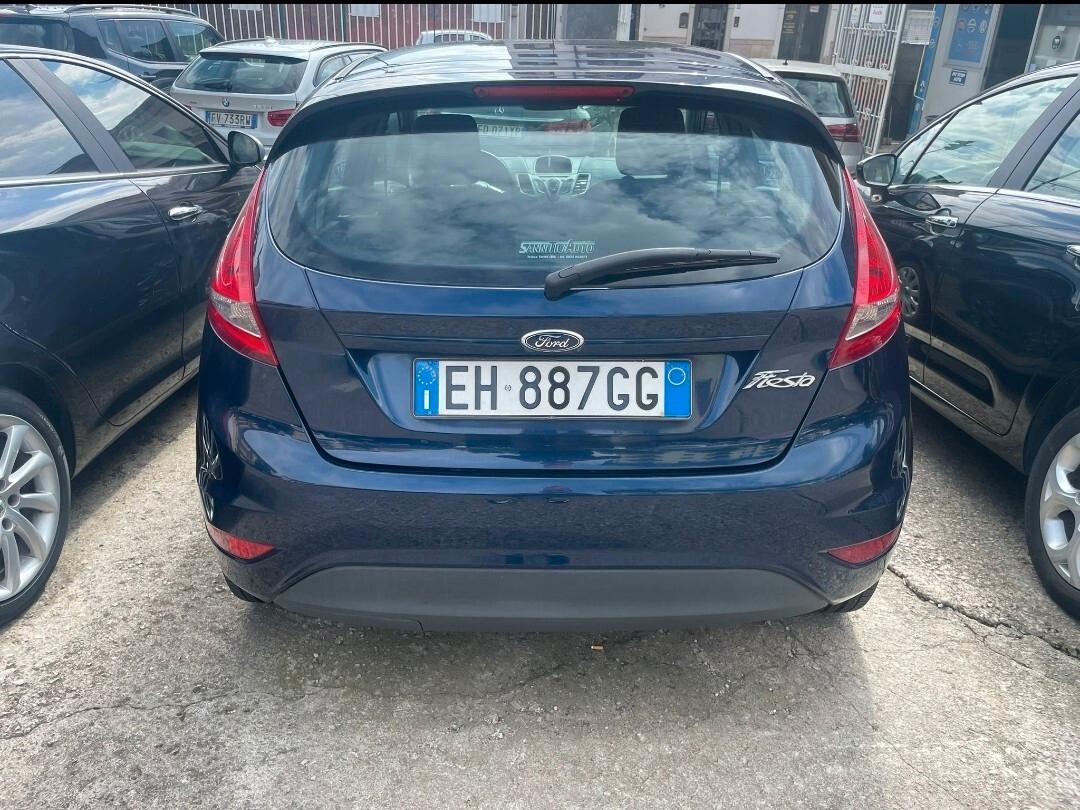 Ford Fiesta 1.4 5 porte Bz.- GPL