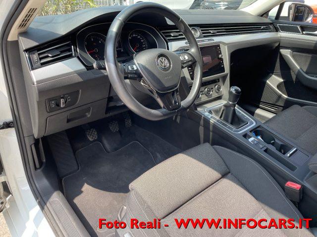 VOLKSWAGEN Passat Variant 2.0 TDI Business BlueMotion Tech. PROMO !!