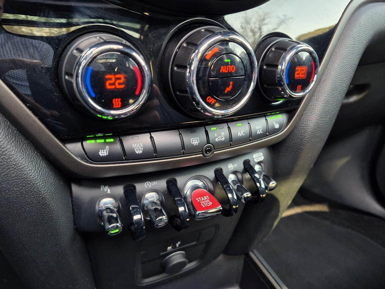 MINI Cooper Countryman PELLE TETTO APRIBILE LED NAVI APPLE CAR PLAY