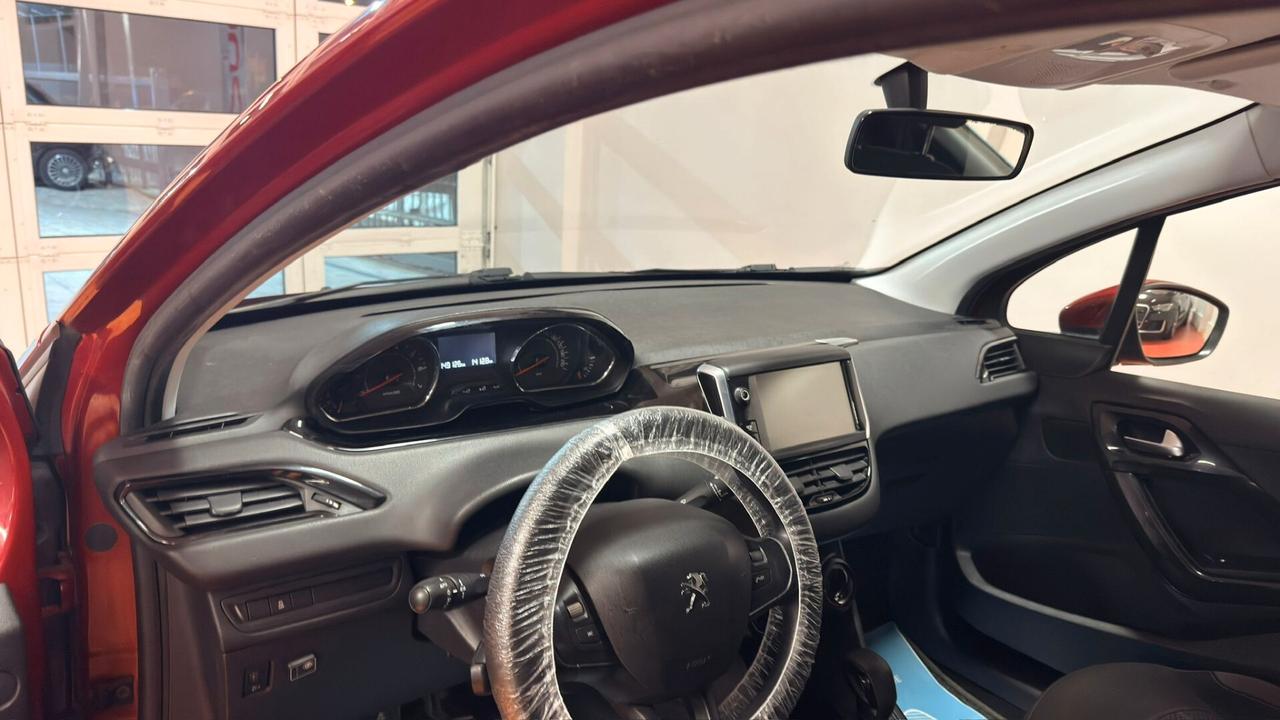 Peugeot 208 1.2 VTi 82 CV 5 porte Allure