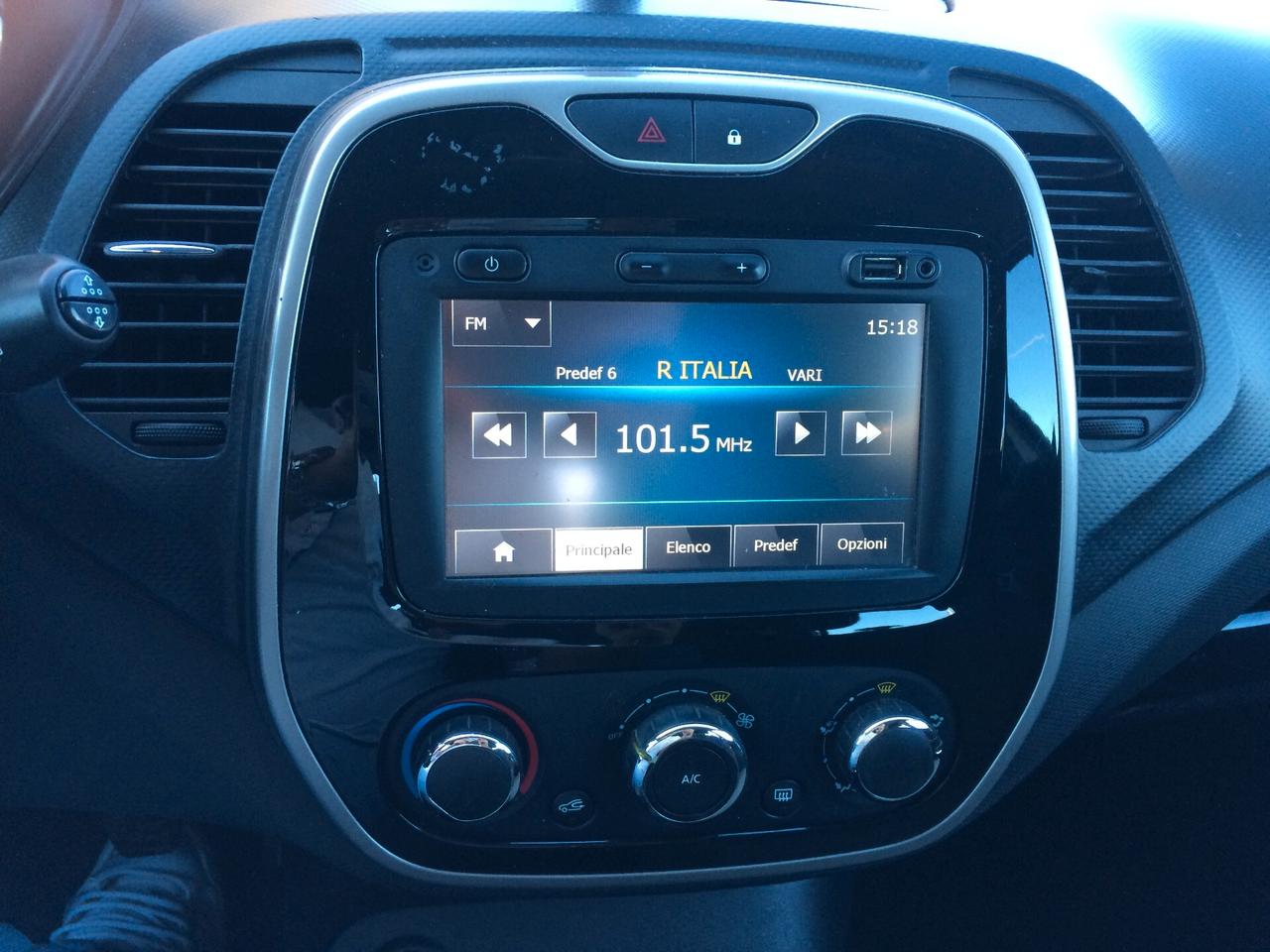 2015 Renault Captur 1.5 dCi 8V 90 CV Start&Stop Live per neopatentati !!