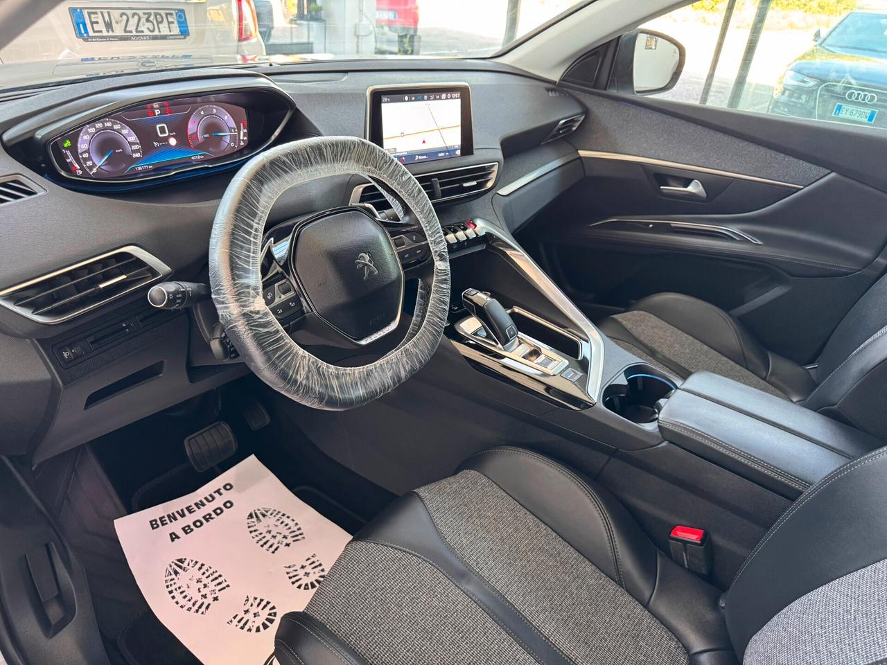 Peugeot 3008 BlueHDi 130 S&S Allure