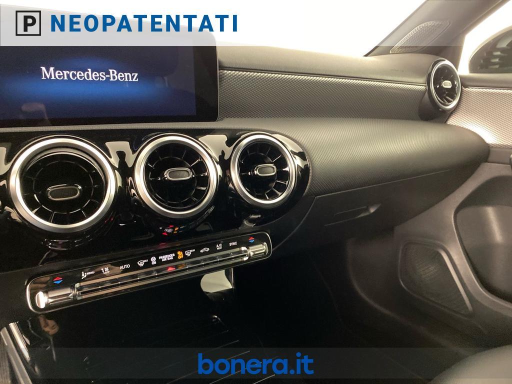 Mercedes Classe A 180 180 D Sport 8G-DCT
