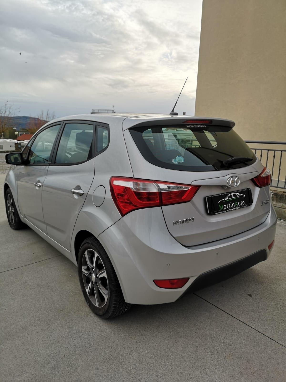 Hyundai i20 1.6 benz 124 CV - 2016