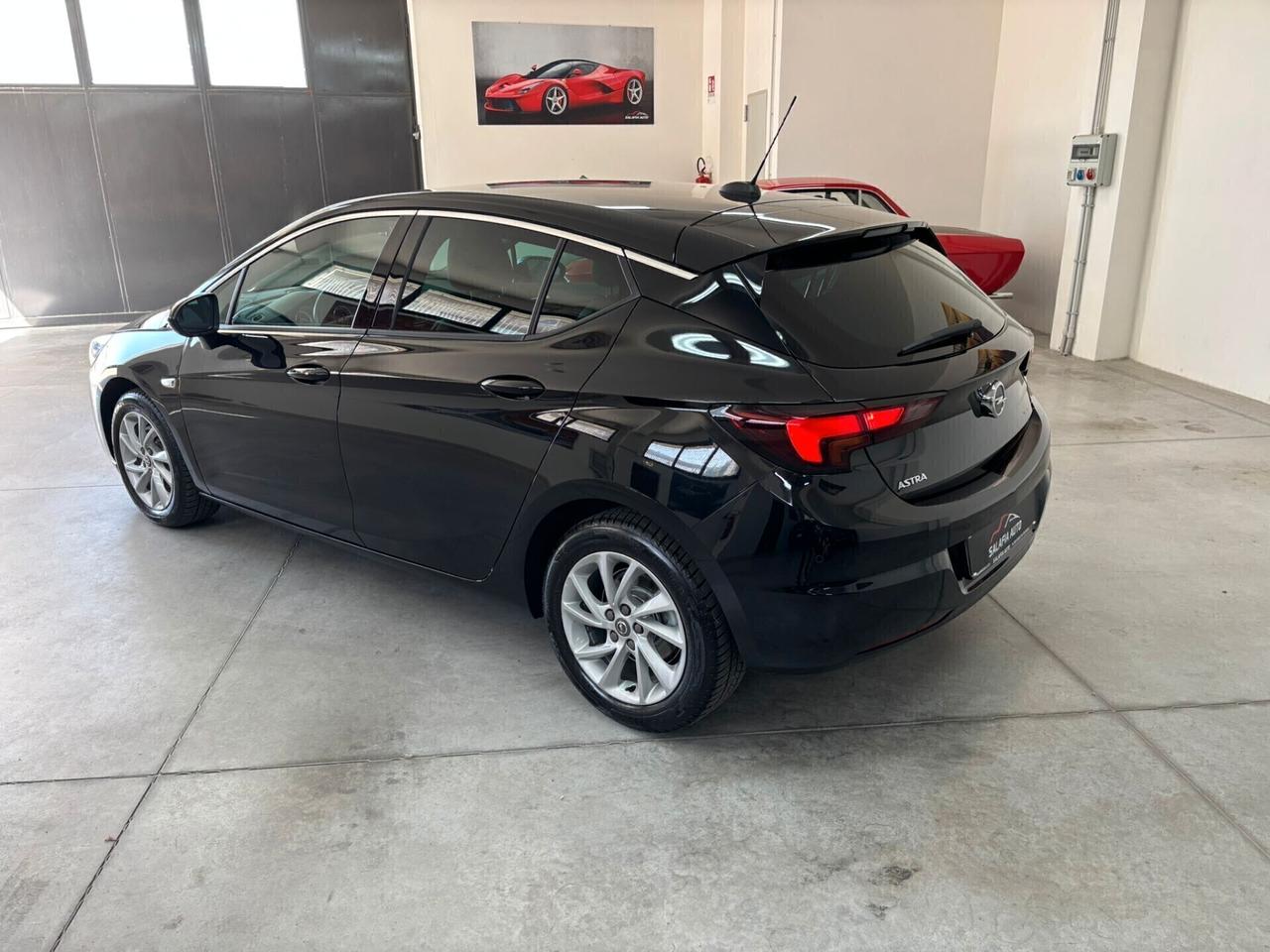 Opel Astra Berlina