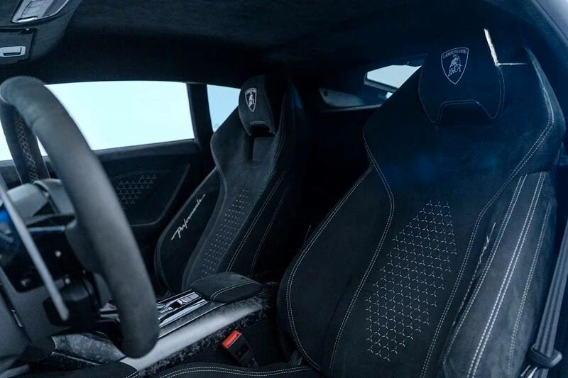 Lamborghini Huracàn Performante 5.2 V10 NOLEGGIO LUNGO TERMINE - LEASING FULL INCLUSIVE