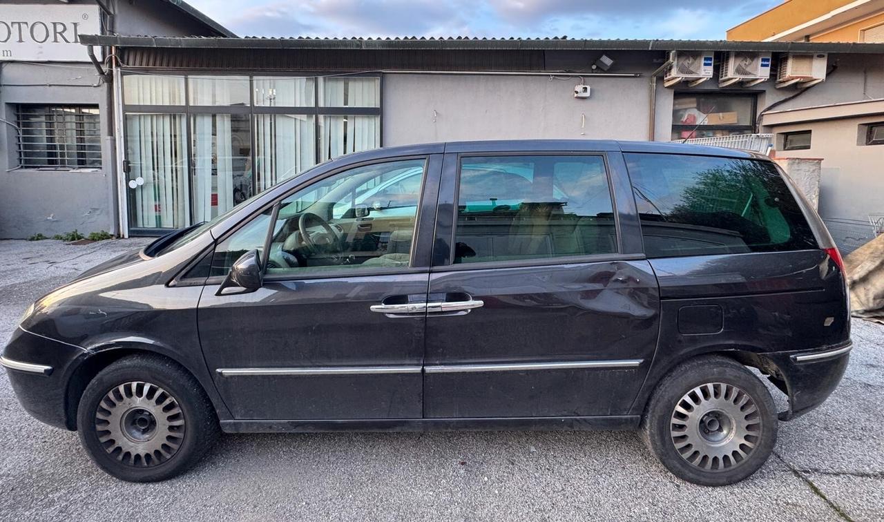 Lancia Phedra 2.0 MJT 120 CV Executive MECCANICAMENTE A POSTO SUBITO DISPONIBILE