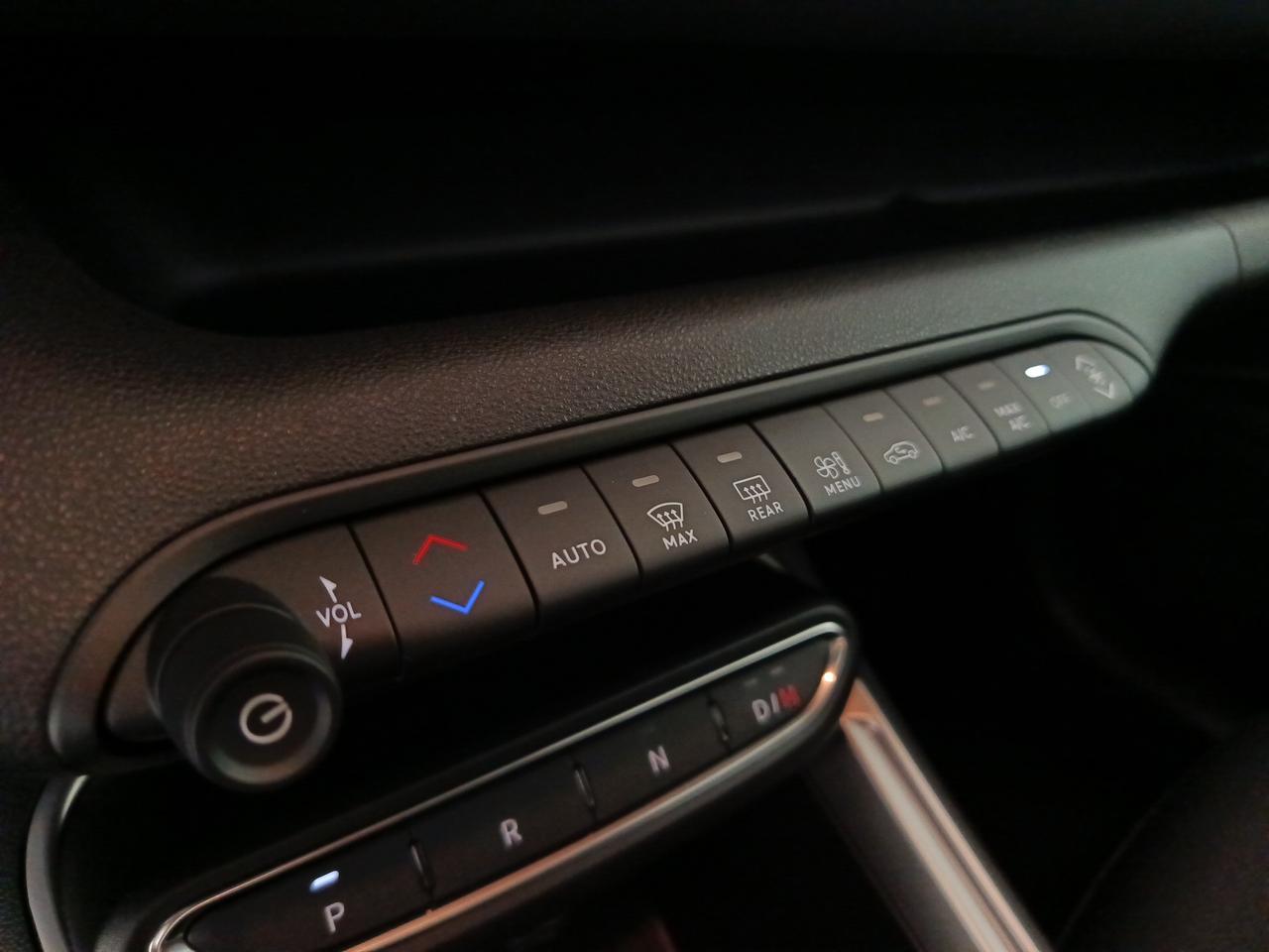 JEEP Avenger - Avenger 1.2 Turbo 110 CV e-Hybrid Altitude