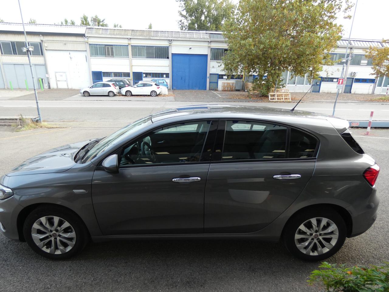 FIAT Tipo (2015-->) Tipo 1.4 T-Jet 120CV 5 port...