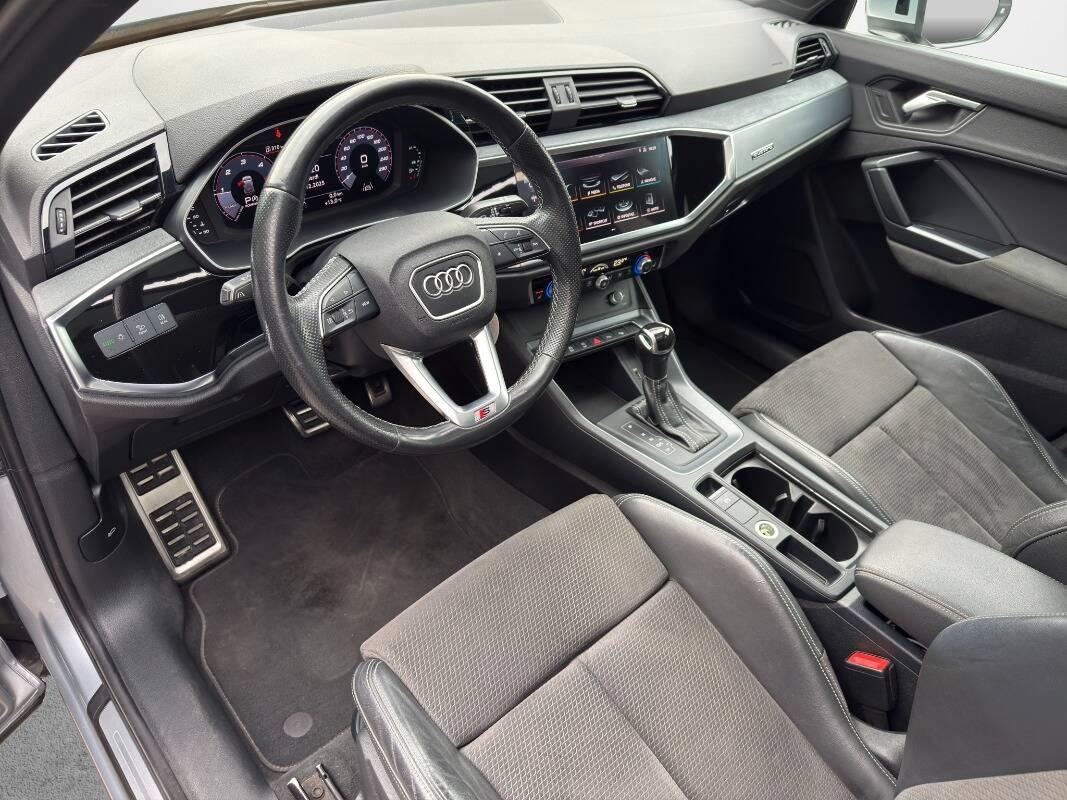 Audi Q3 40 2.0 tdi S line Interno quattro 190cv s-tronic
