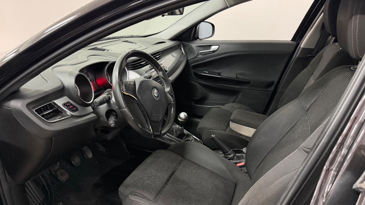 Alfa Romeo Giulietta 1.4 Turbo MultiAir Distinctive 2010