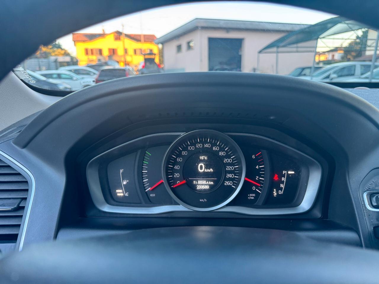 Volvo XC 60 XC60 D3 Geartronic Kinetic N1