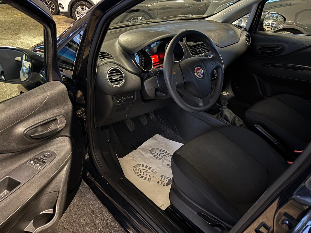 Fiat Punto 1.4 8V 57KW 5P Natural Power Street NEOPATENTATO