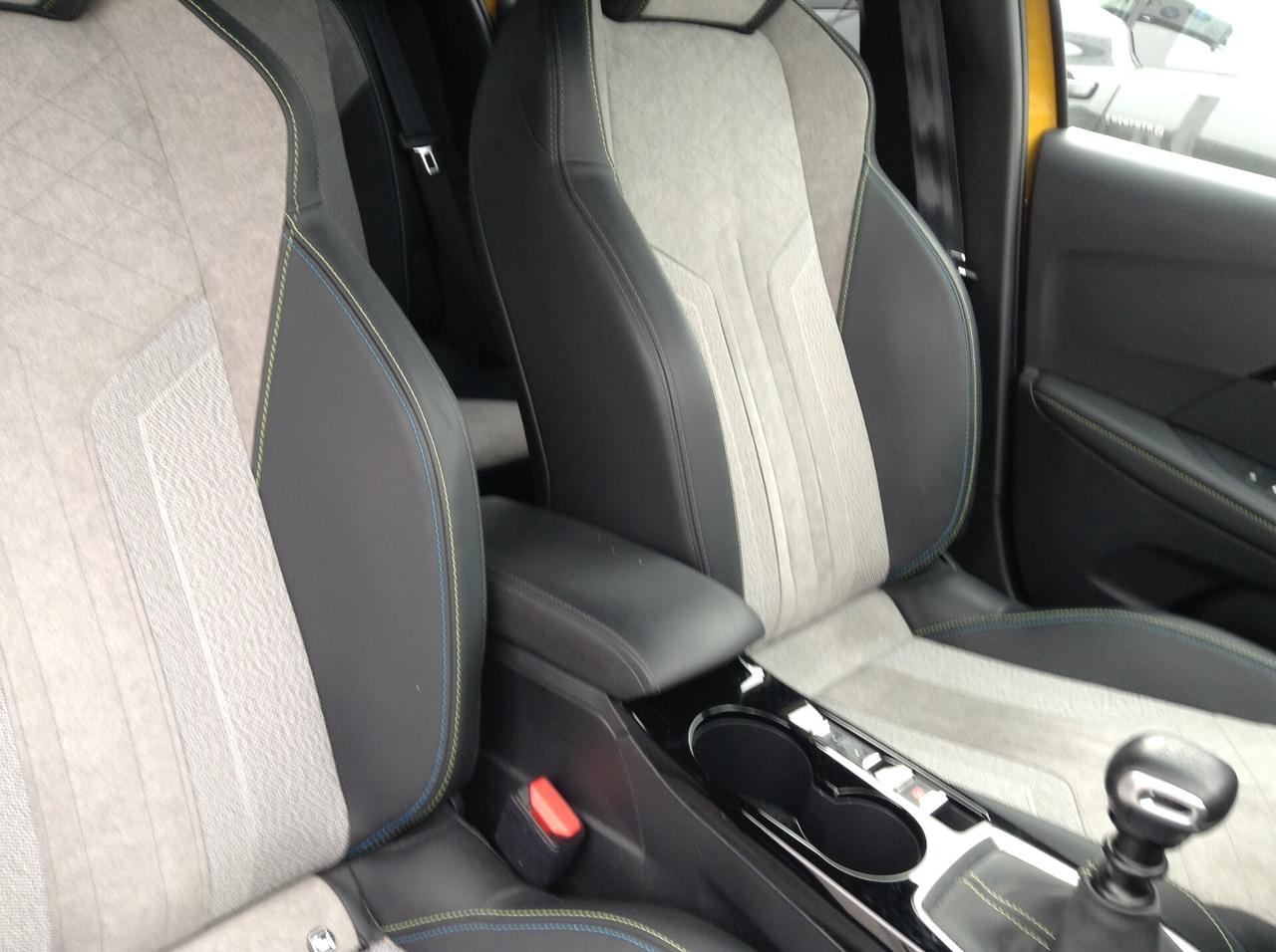 Peugeot 208 PureTech 100 Stop&Start GT Line, BELLISSIMA, PARI AL NUOVO, UNIPRO', TAGLIANDI PEUGEOT, FULL FULL!! NEOPATENTATI OK