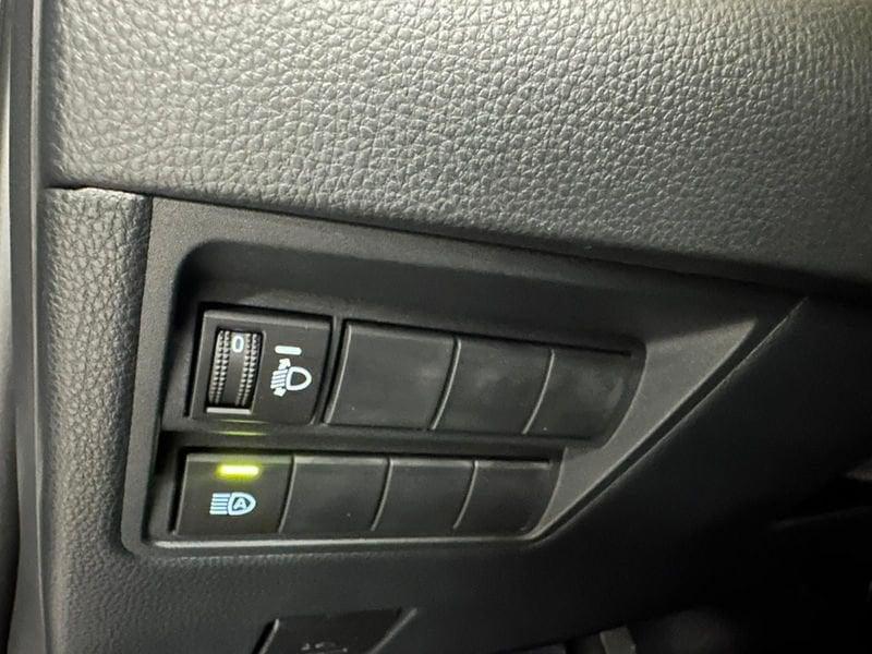 Toyota Yaris Cross Yaris Cross 1.5 Hybrid 5p. E-CVT Active IVA ESPOSTA