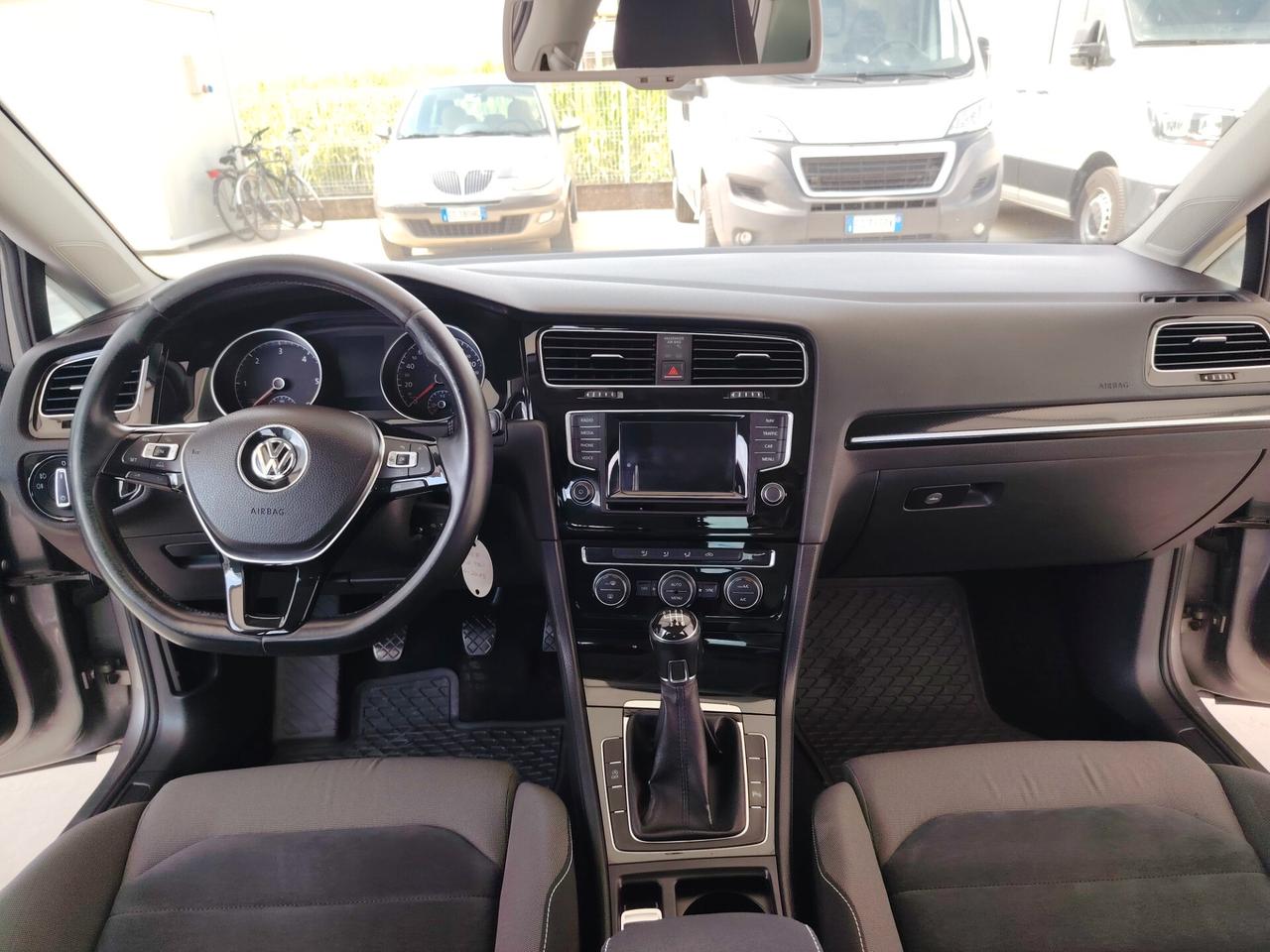 Volkswagen Golf 2.0 TDI 5p. Highline BlueMotion Technology