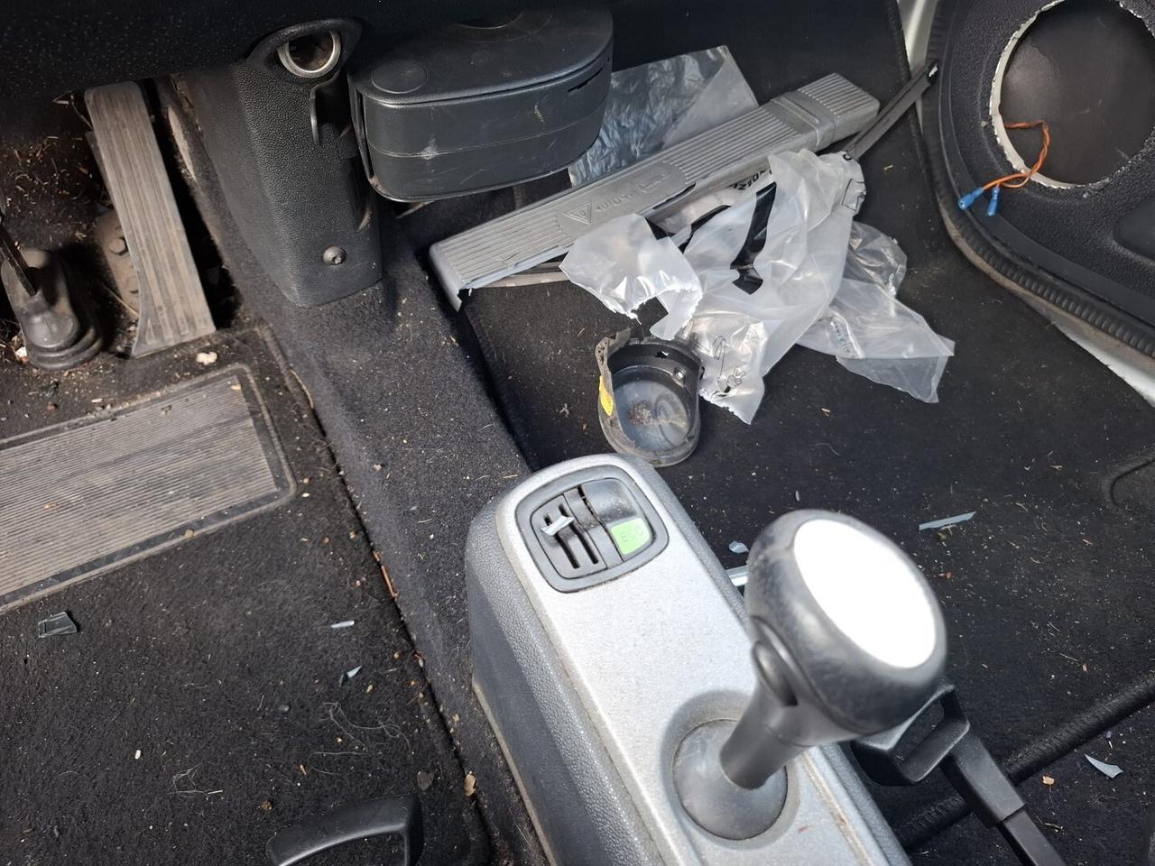 SMART 451 FORTWO EURO 5 SINISTRATA MARCIANTE