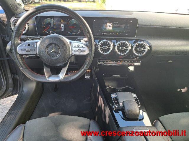 MERCEDES-BENZ A 180 d Automatic Premium