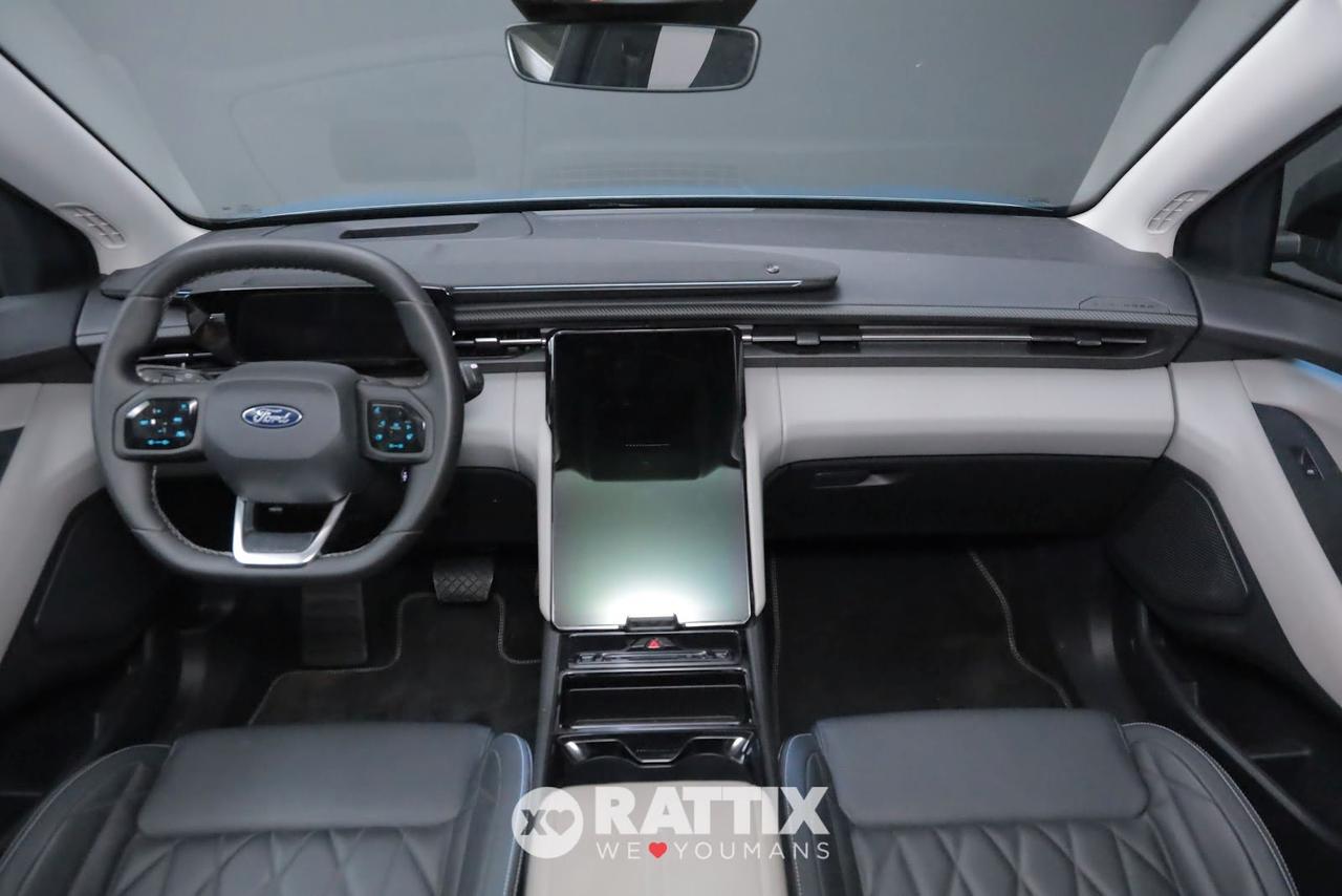 Ford Explorer EV motore elettrico 210kW Extended Range Premium RWD Auto