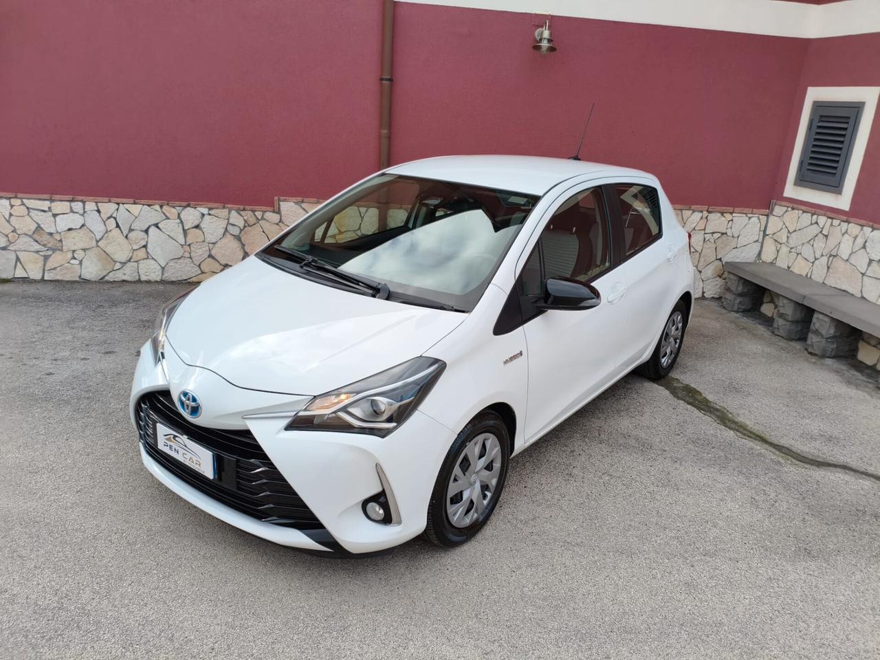 Toyota Yaris 1.5 Hybrid 5 porte Business