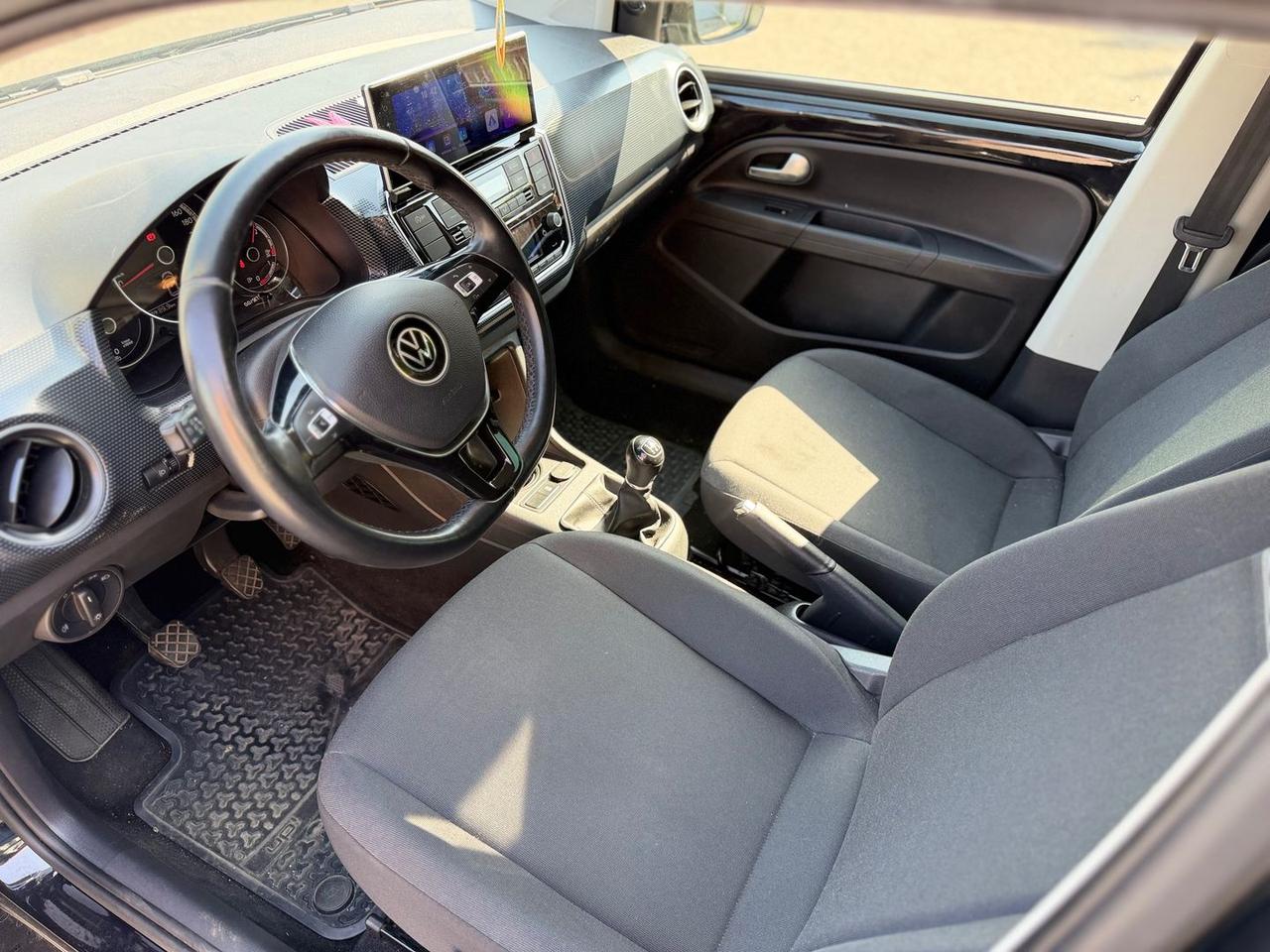 Volkswagen up! High up! 1.0 eco up! #11986