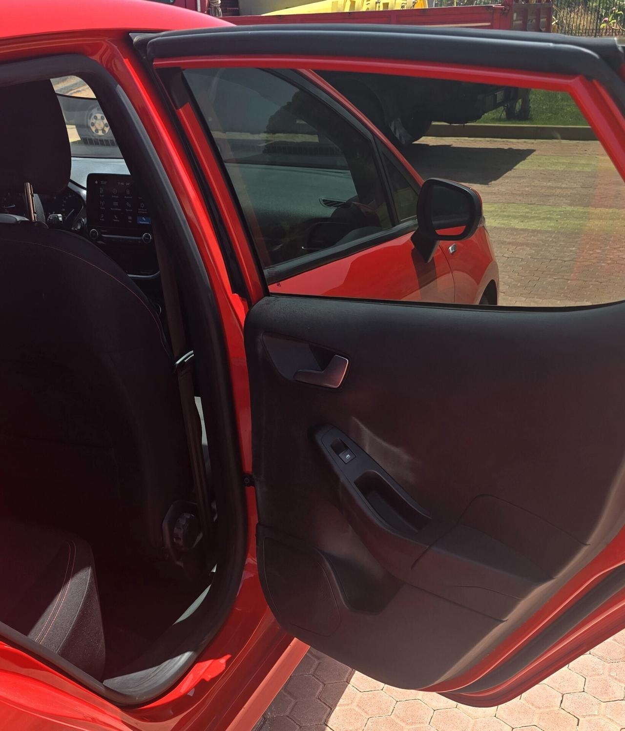 Ford Fiesta 1.0 EcoBoost Hybrid 125 CV (92 kW) ST-Line – Sportiva ed Efficiente