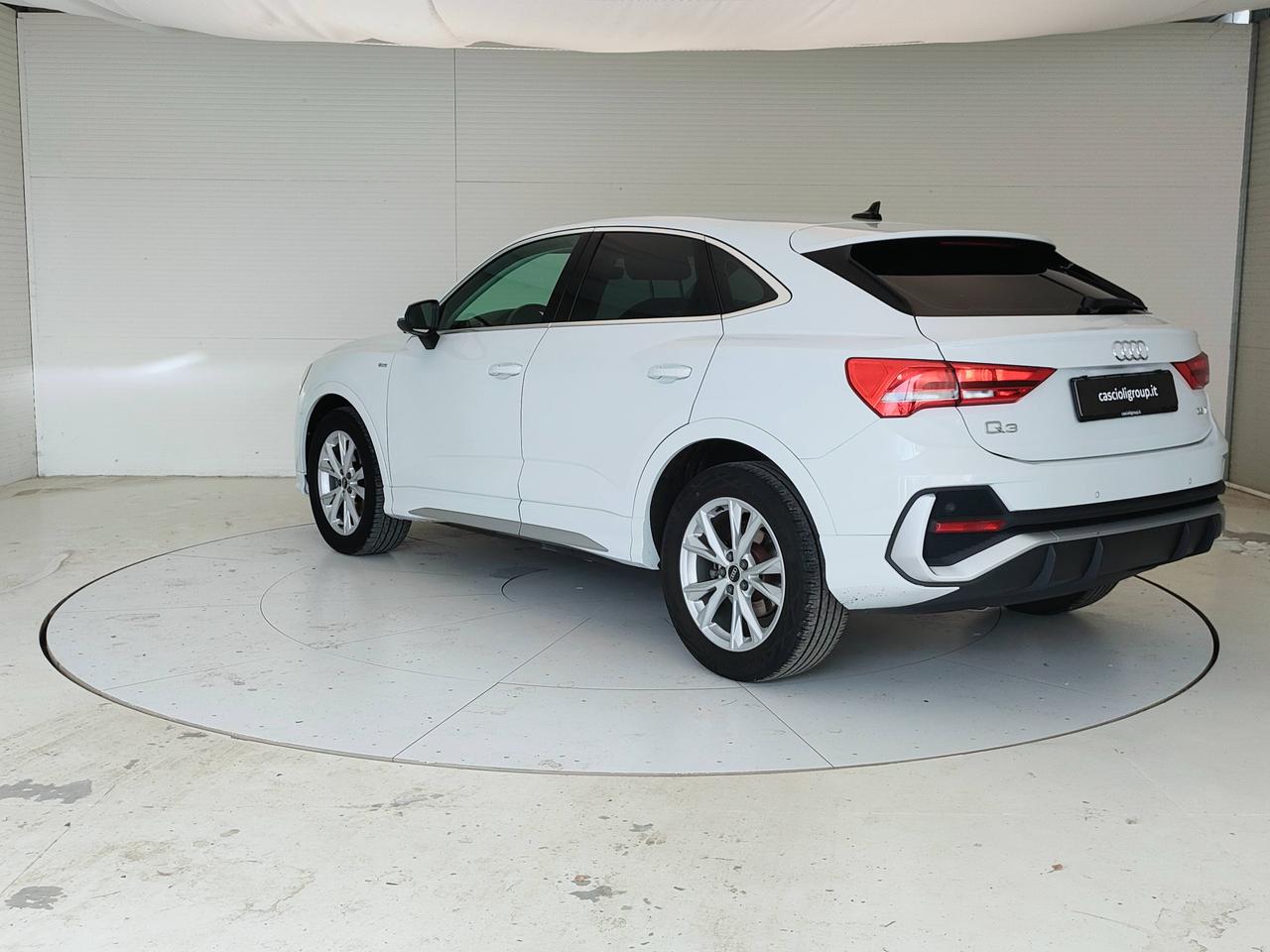 AUDI Q3 I 2019 Sportback - Q3 Sportback 35 2.0 tdi S line edition s-tronic