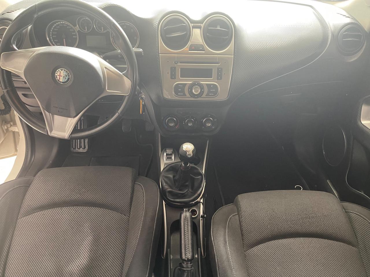Alfa Romeo MiTo 1.3 JTDm 16V 90 CV Distinctive Sport Pack