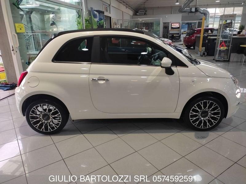 FIAT 500C 1.0 Hybrid Dolcevita