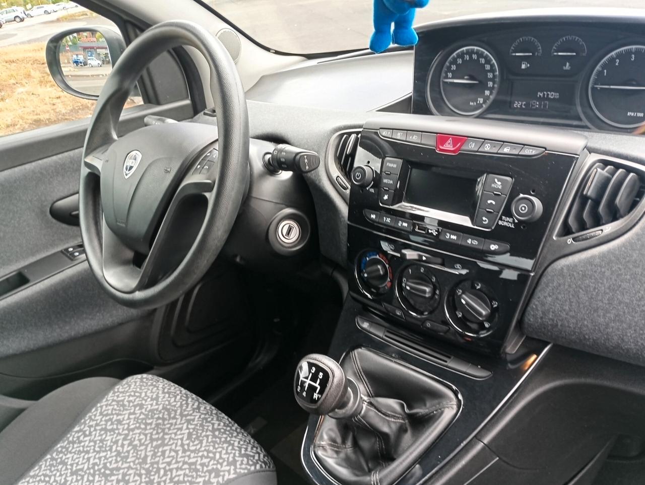 Lancia Ypsilon 1.2 69 CV UNIPRO' SOLO KM 14000
