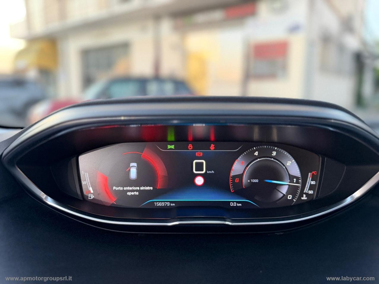 PEUGEOT 3008 BlueHDi 130 S&S Allure