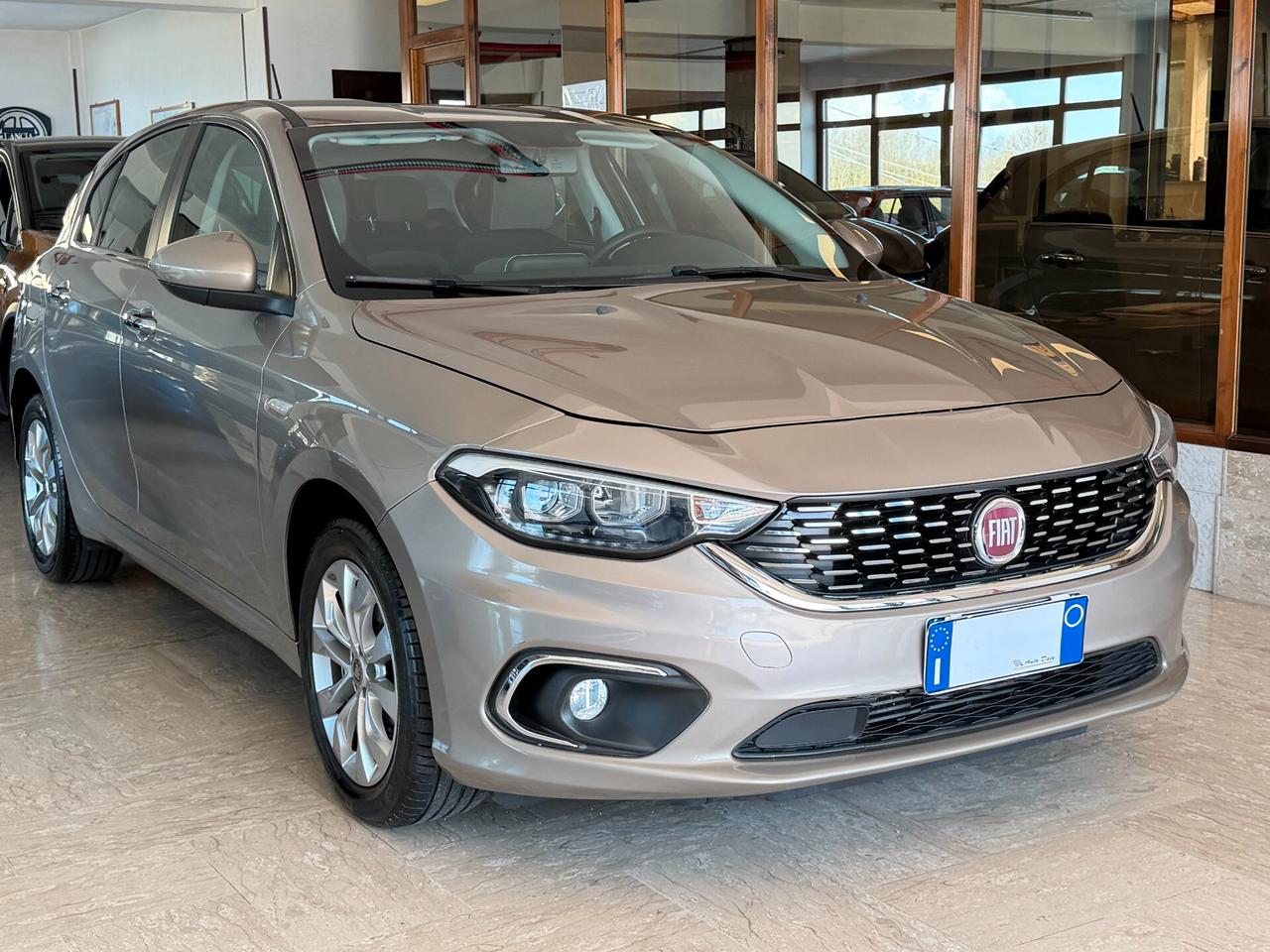 Fiat Tipo 1.6 M.JET 120 cv. 5 porte BUSINESS (Nav)