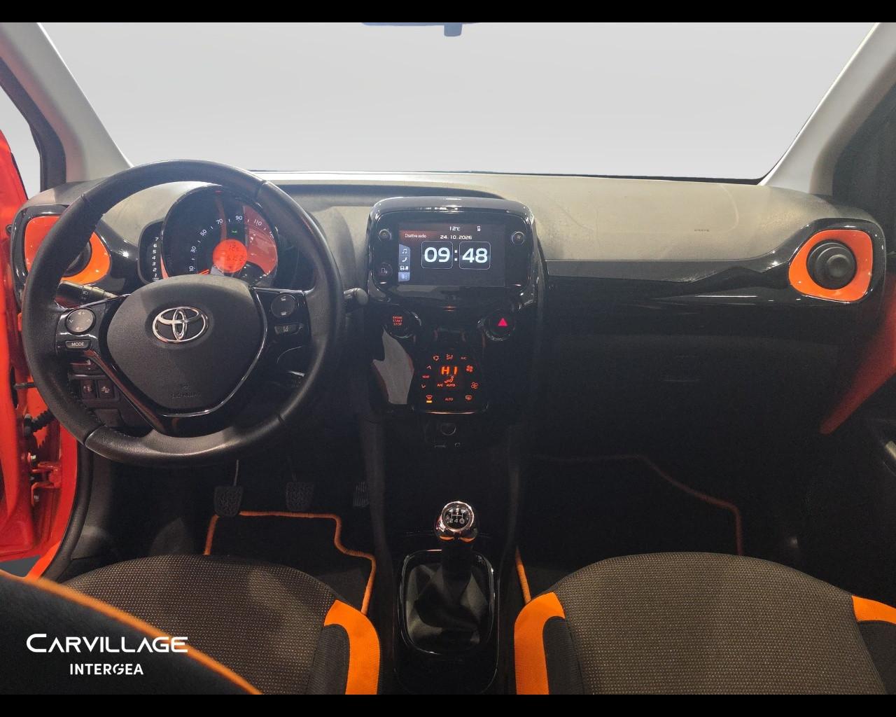 TOYOTA Aygo 5p 1.0 x-wave Orange 72cv