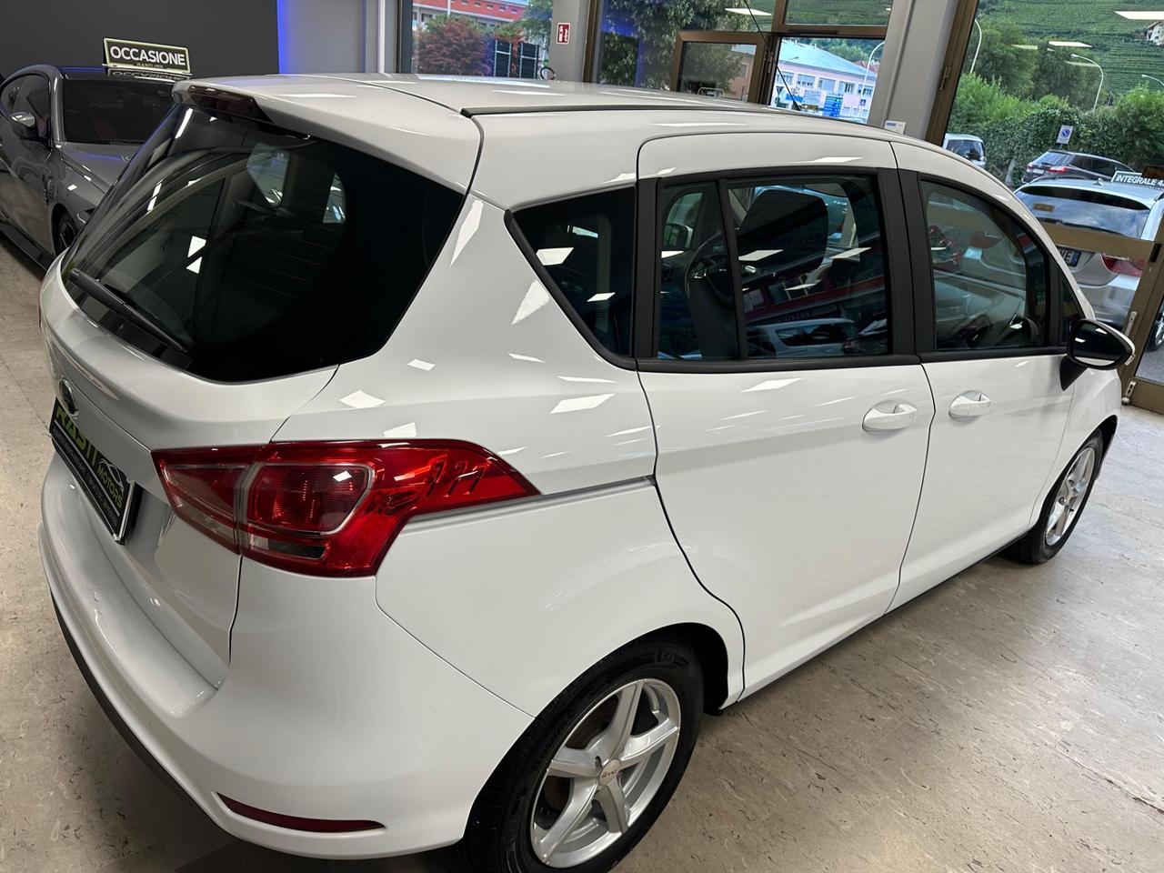 Ford B-Max 1.4 90 CV Business Titanium