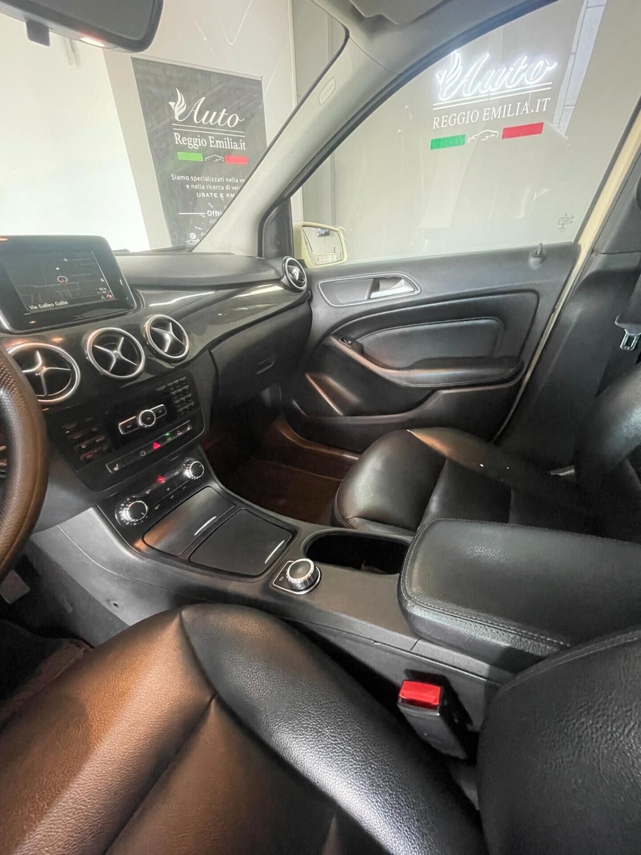 Mercedes-benz B 180 B 180 CDI Automatic Premium