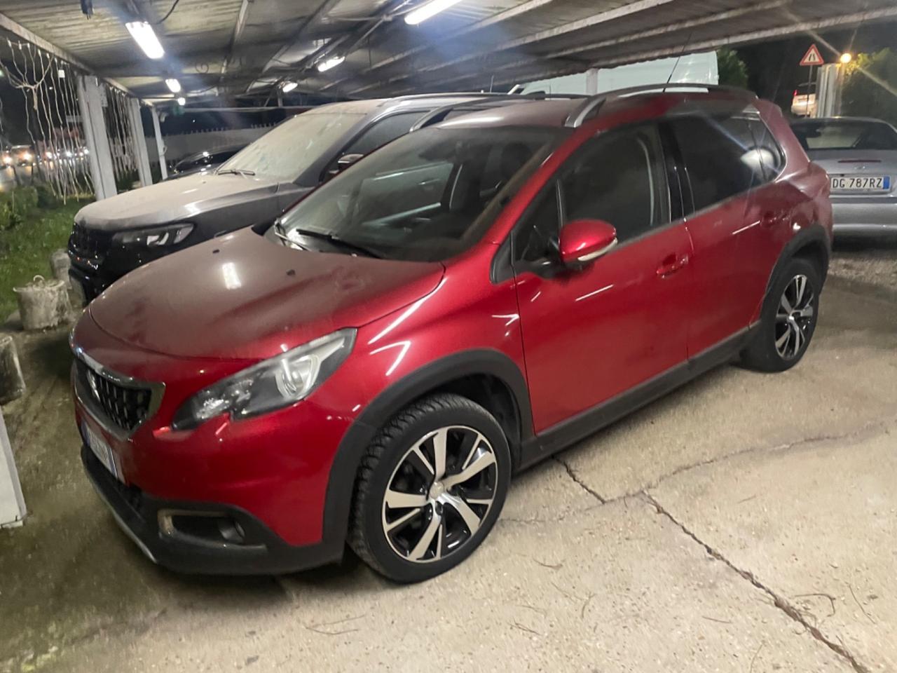 Peugeot 2008 BlueHDi 100 Allure