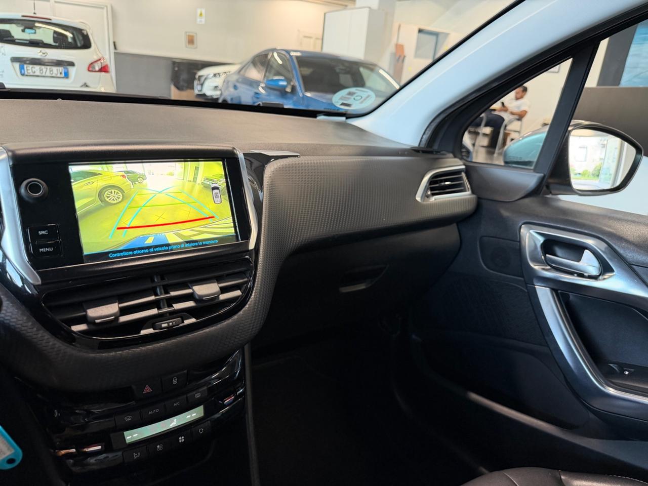 Peugeot 2008 PureTech Turbo 110 EAT6 S&S Black Matt