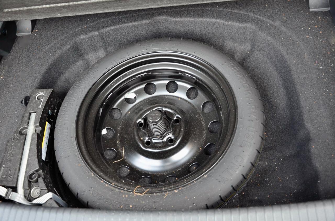 VOLKSWAGEN GOLF 1.5 TSI EVO R-LINE 150cv, UNICOPROPRIETARIO, UFF ITALIANA, SERVICE CON FATTURE, EURO 6D, FARI FULL LED, APPLE ANDROID, PERMUTE