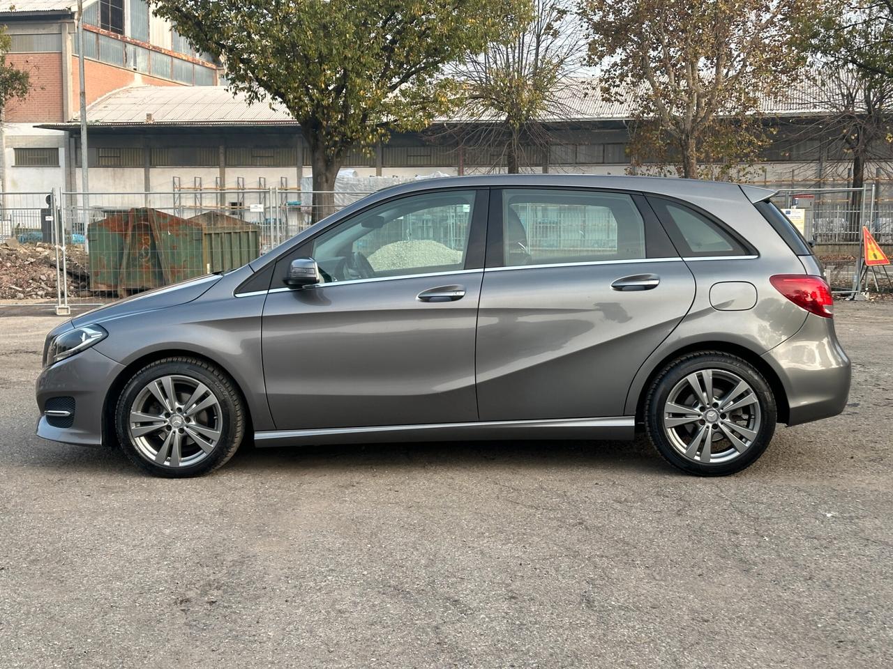 Mercedes-benz B 180 B 180 d Premium