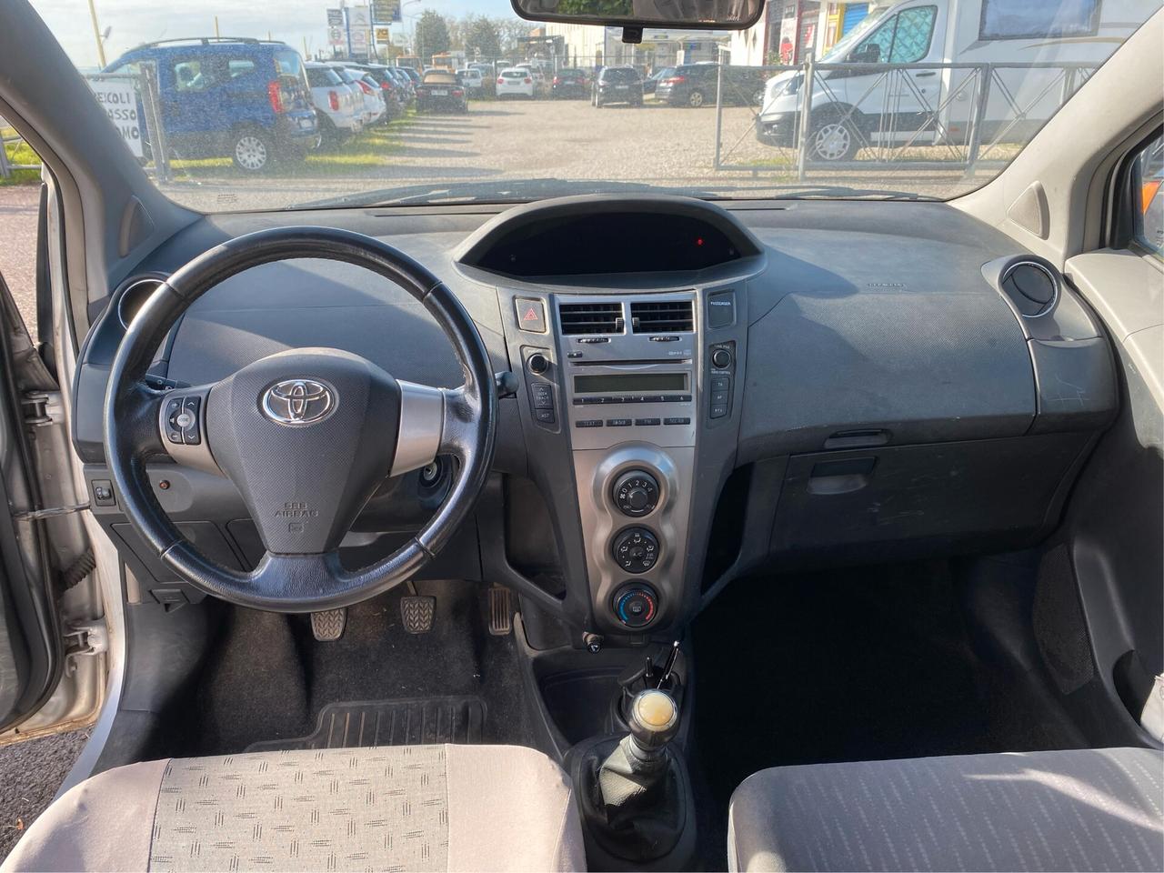 Toyota Yaris 1.3 5 porte Sol