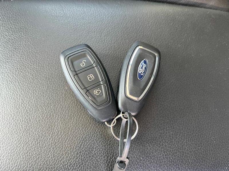 Ford Kuga 2.0 TDCI 150 CV Start&Stop Powershift 4WD Titanium