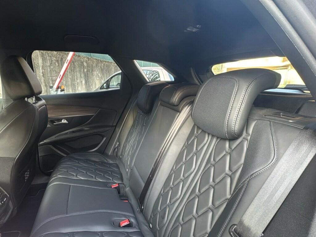 Peugeot 3008 1.6 HYbrid GT Pack e-EAT8