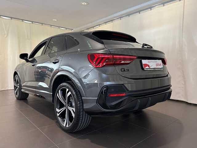Audi Q3 SPB 35 TDI S tronic Identity Black
