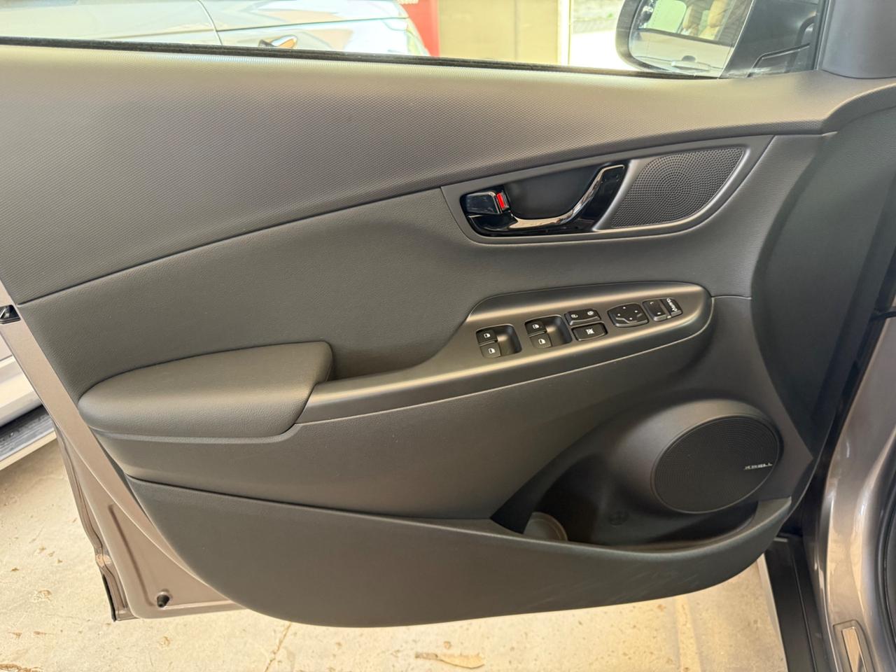 Hyundai Kona 1.0 T-GDI Xpossible