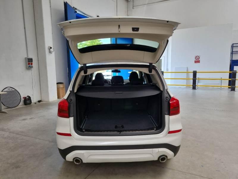 BMW X3 xdrive20d mhev 48V Business Advantage auto