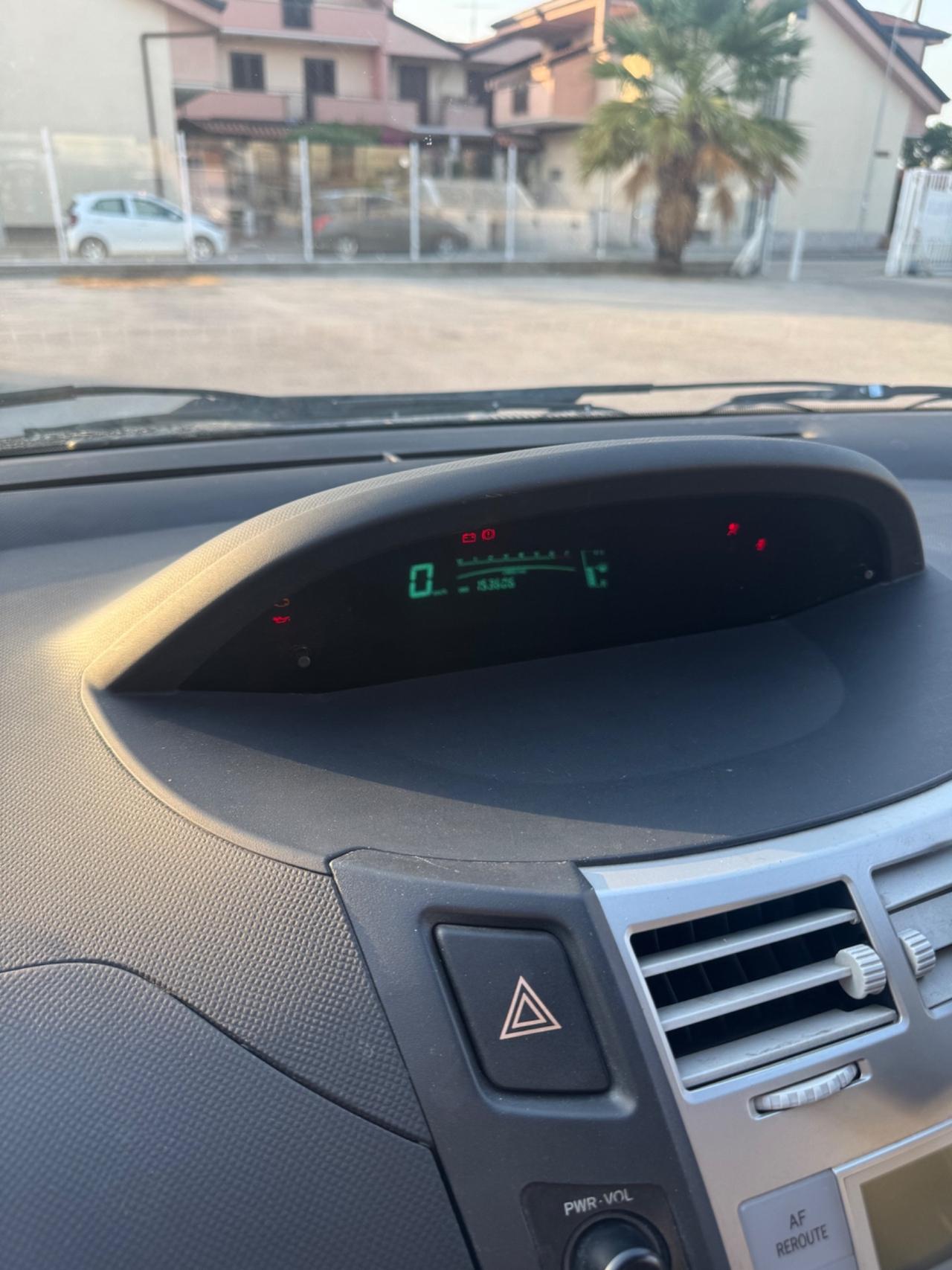 Toyota Yaris 1.3 5 porte